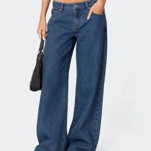 Dark wash Edikted Lowrise Jeans size small